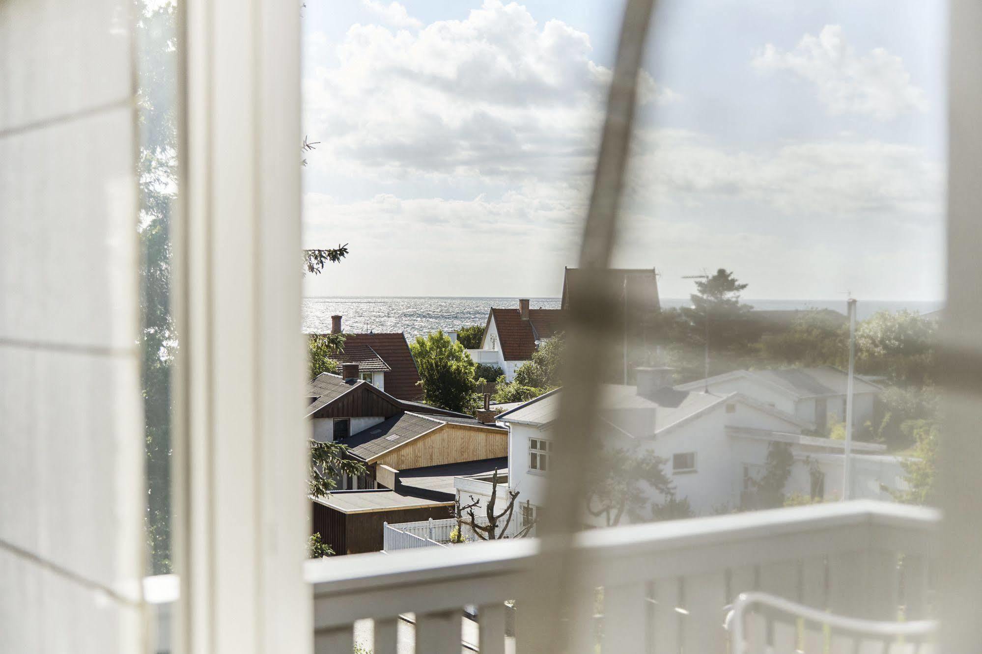 Tisvildeleje Strandhotel エクステリア 写真