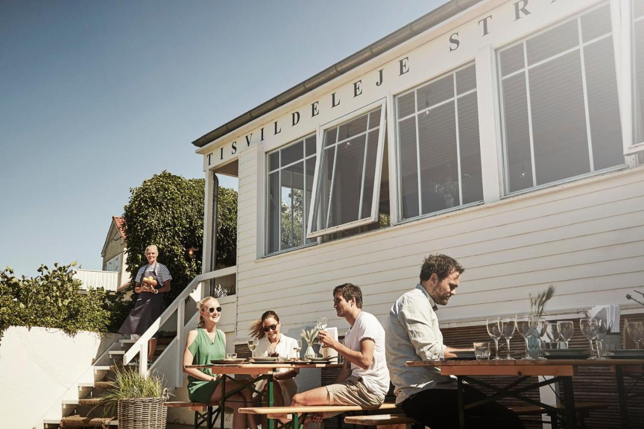 Tisvildeleje Strandhotel エクステリア 写真